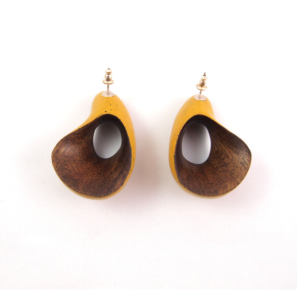 Walnut Wood earrings- Confluence by Joo Hyung Park Ame Gallery