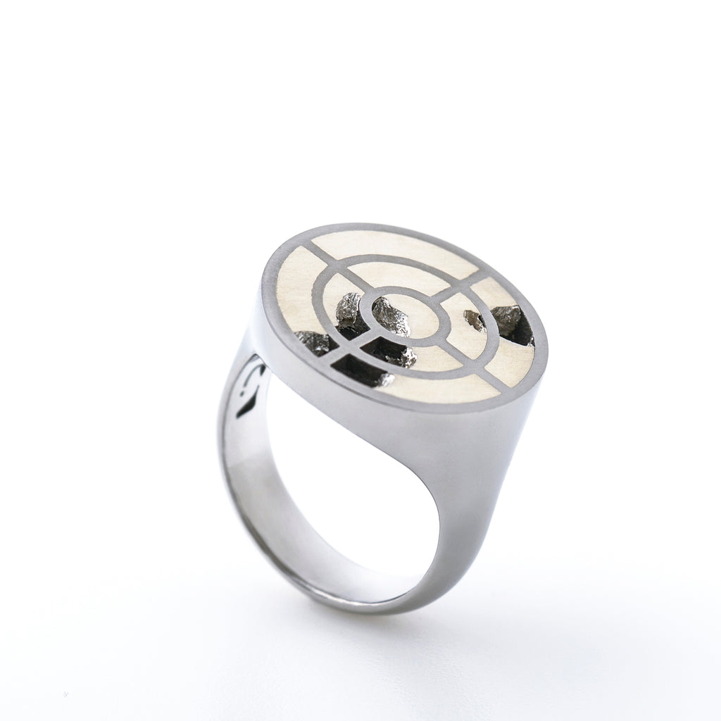 Titanium Ring - Interlace by Carl Noonan Ame Gallery